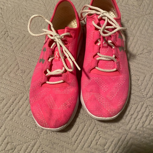 Women’s under armour speedform breast cancer running shoe size 8 bright pink - Picture 3 of 7